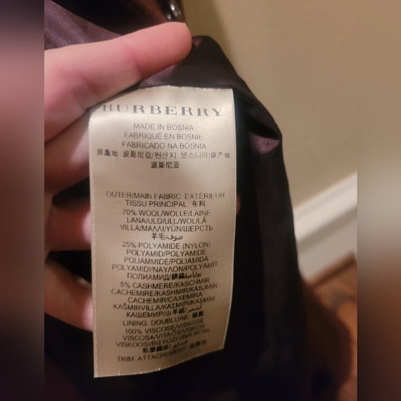 Burberry Brit burgundy wool pea coat with slightly puffed shoulder - Picture 5 of 8